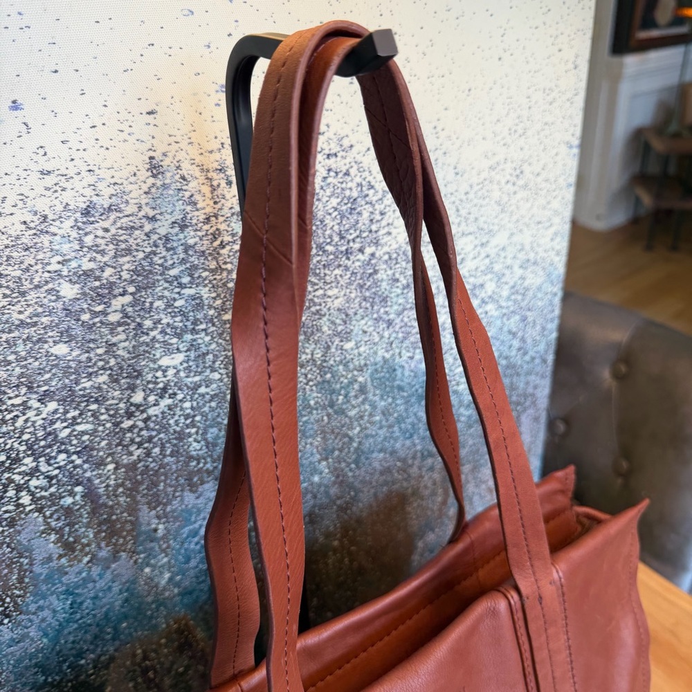 American Leather Co. Brandy Leather Tote- NWT’s - Picture 10 of 15